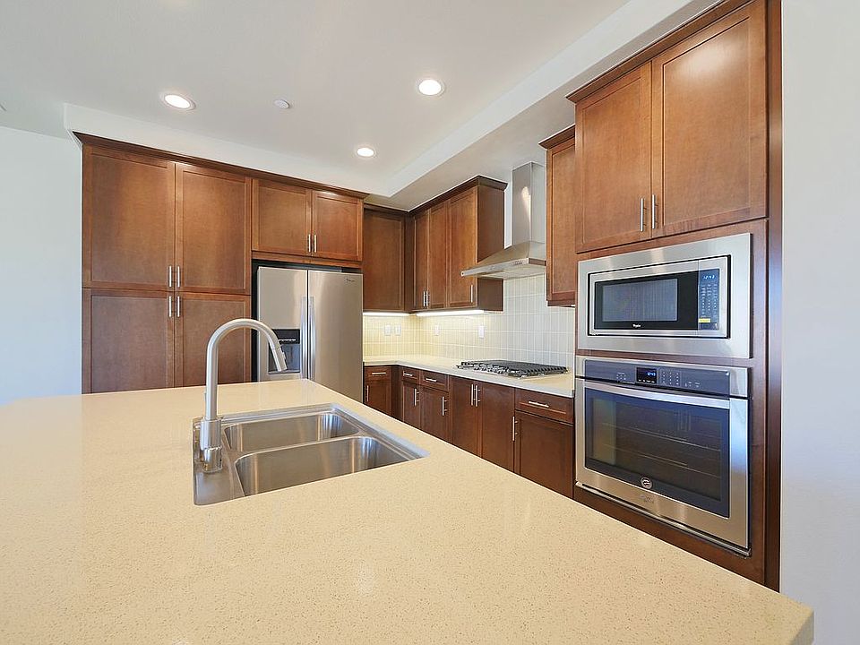 1st image of 43438 Hazelton Ln