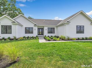 20 Hunting Ridge Road, Middlebury, CT 06762