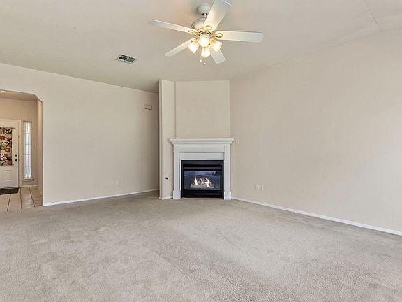 3rd image of 104 Adelfa Dr