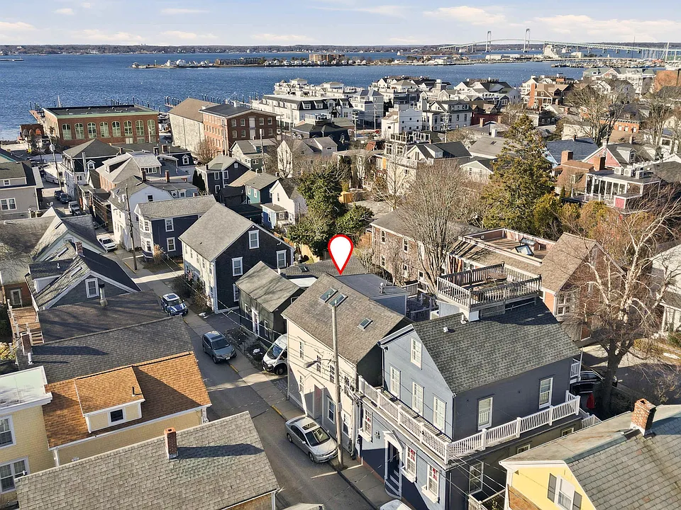 38 Pope St #2