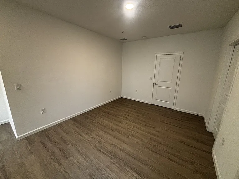 1209 Southstation Pl — Photo 15