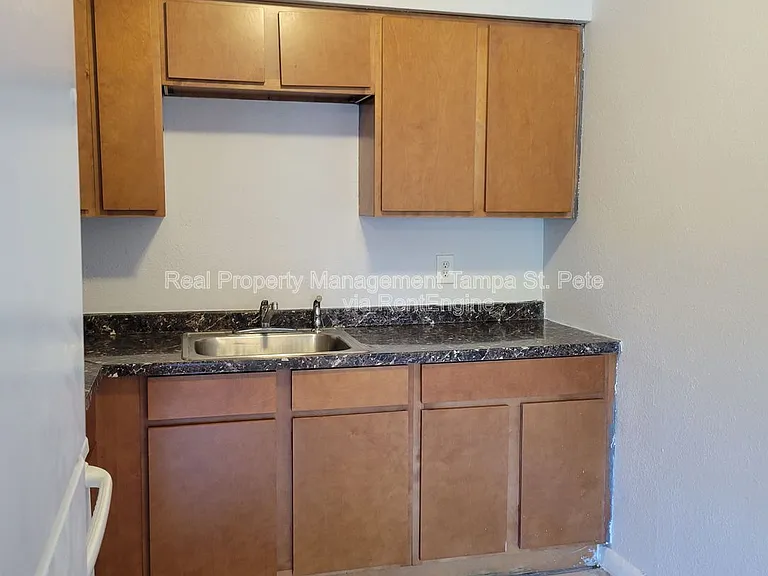 8427 N 39th St #2 — Photo 8
