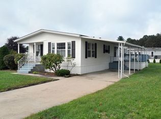 2 Healey Brook Ct, South Kingstown, RI 02879