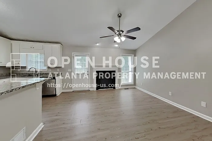 5333 High Point Rd — Photo 3