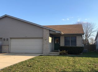 2309 Cormorant Dr, Springfield, IL 62711