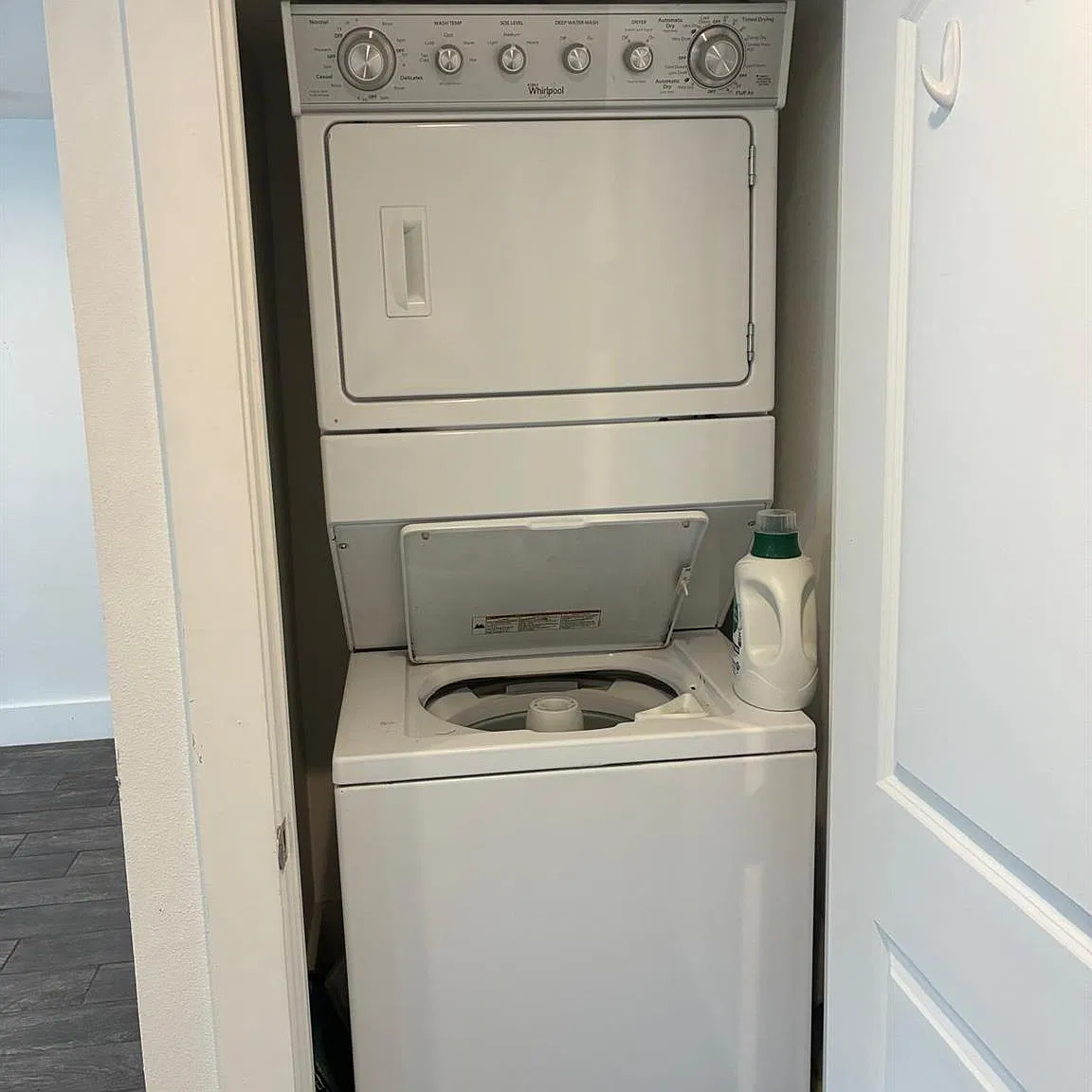 2 bed, 1.0 bath, 480 sqft, $1,450 — Photo 2
