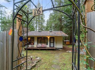 16 Treasure Trl, Nanaimo, BC V9R 6R1