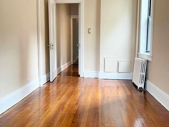 4th image of 11 E 80th St APT 5A