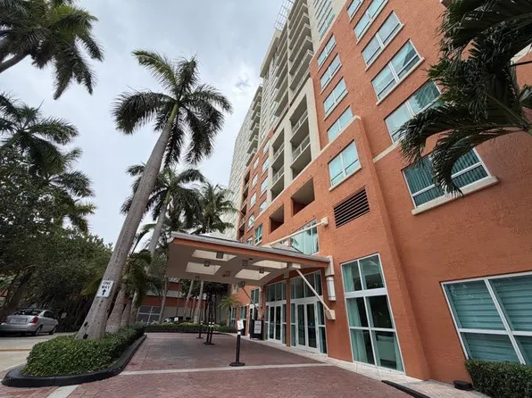 2000 N Bayshore Dr, Miami, FL