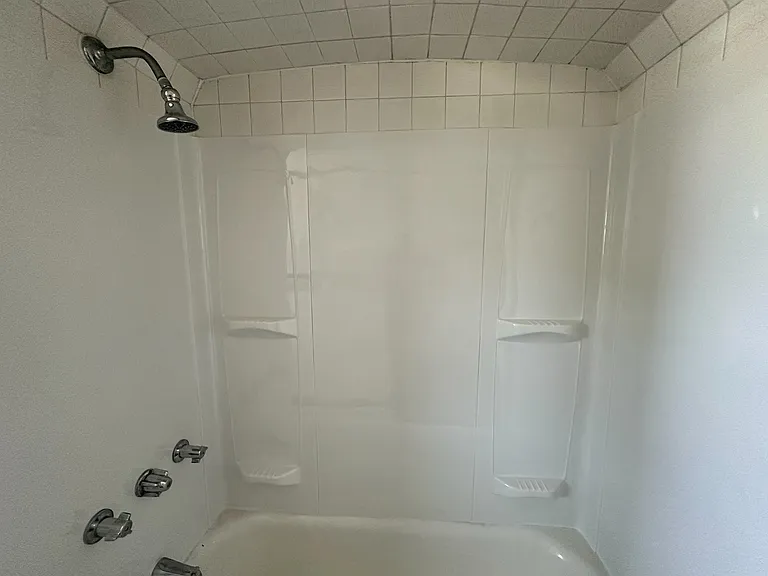 960 4th Ave #3 — Photo 15