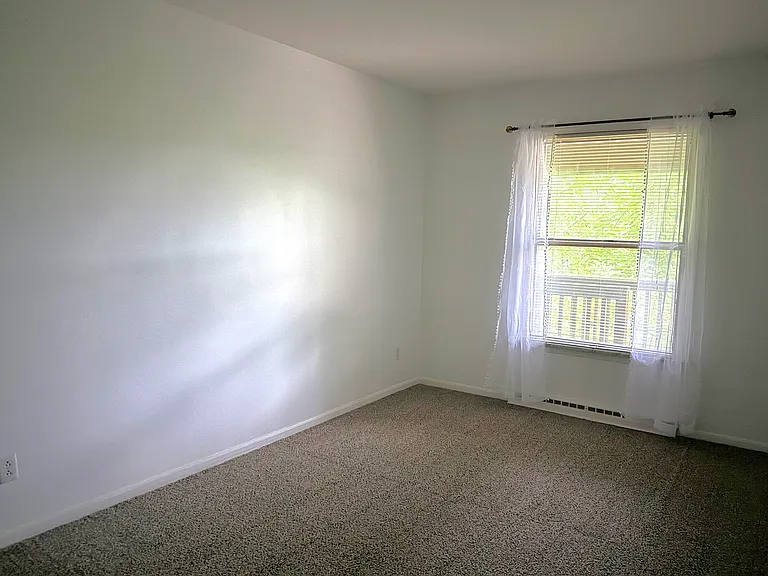 1291 N Revere Rd — Photo 16