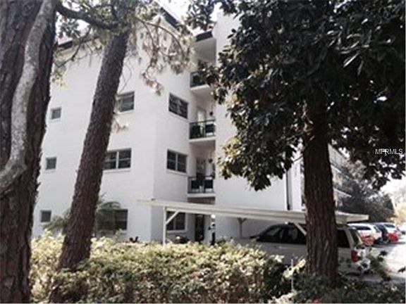 2nd image of 200 El Camino Dr APT 201