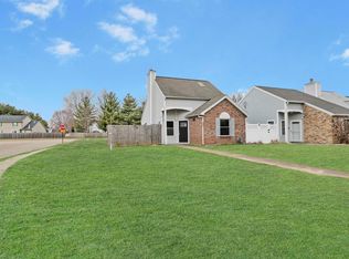 1751 Foxcross Dr, Evansville, IN 47715