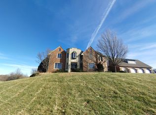 679 Birch Hollow Dr, Antioch, IL 60002