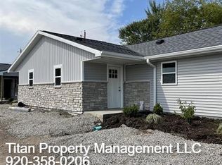 1403 Green Valley Rd #3, Neenah, WI 54956