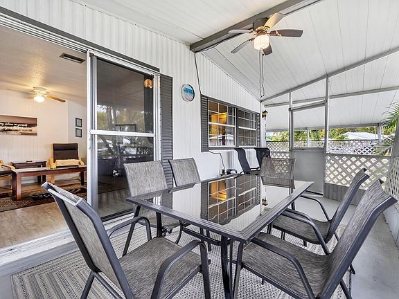 4th image of 2130 SW 51st Court