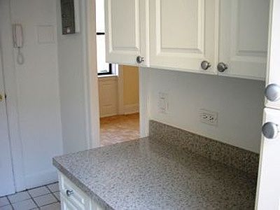 4th image of 48 W 56th St APT 0004D