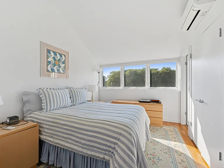 151 Town Line Rd — Photo 25