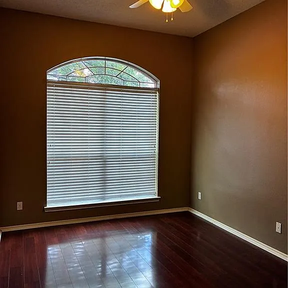 3601 Warbler Ave — Photo 9