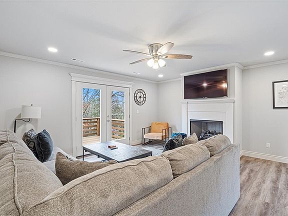 5th image of 22 Mills Dr