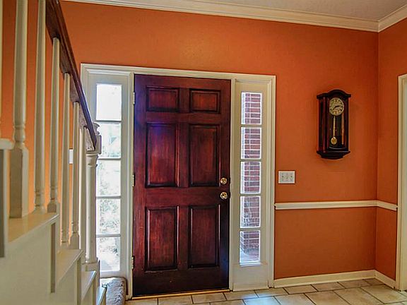 5th image of 11107 Town Elm Ct