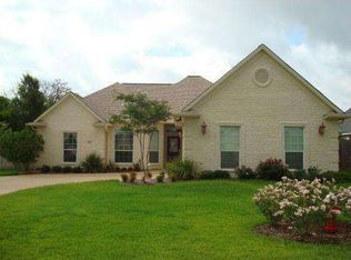 220 Rugen Ln, College Station, TX 77845