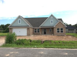 207 Silver Leaf St, Sweeny, TX 77480