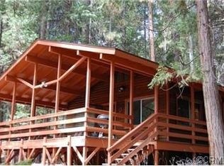 8059 Chilnualna Falls Rd, Wawona, CA 95389