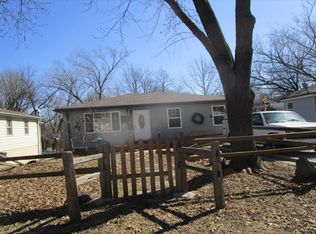 8167 NE San Rafael Dr, Kansas City, MO 64119