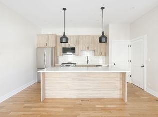 1405 W Belden Ave #1, Chicago, IL 60614