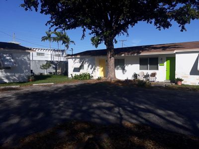 730-732 NW 1st Ct, Hallandale, FL, 33009