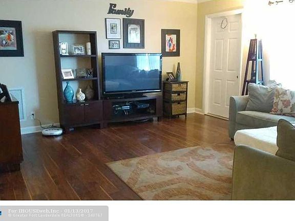 2nd image of 4641 NW 13th Ave