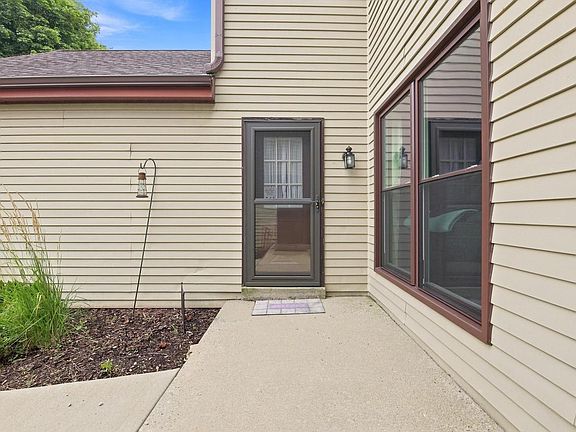5th image of 8141 S 88th STREET
