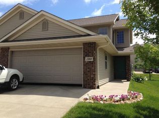 1180 Nolan Ct, North Liberty, IA 52317