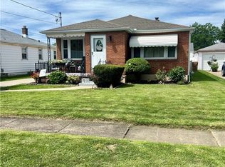 126 Glidden St, Cheektowaga, NY 14206