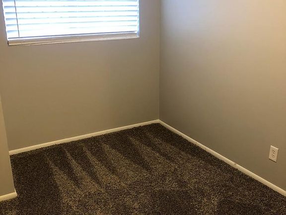 2nd image of 218 E Edith Ave APT 3