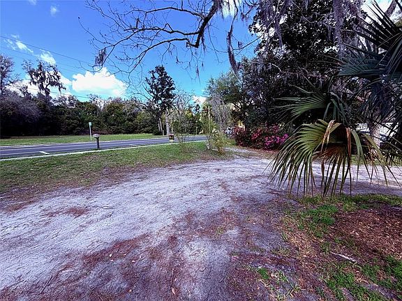 3rd image of 25327 NE STATE ROAD 26