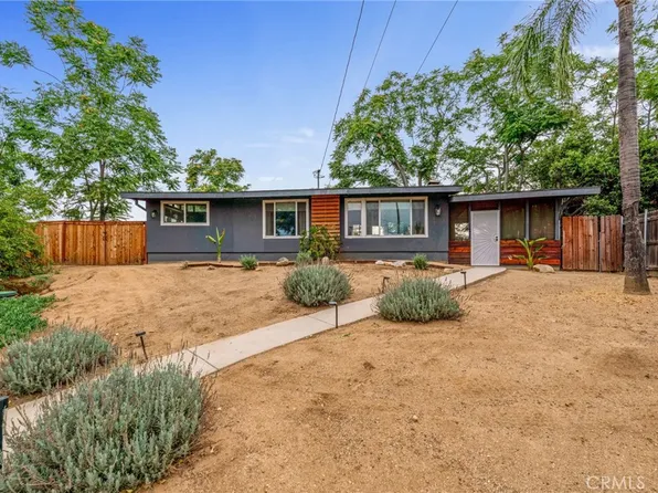 31727 Highview Dr, Redlands, CA 92373