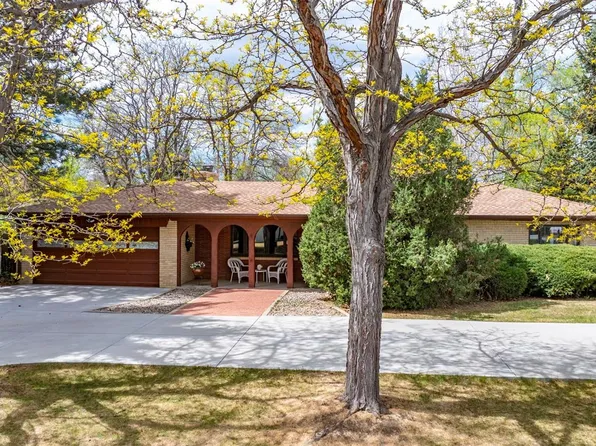 885 Everett Street, Lakewood, CO 80215