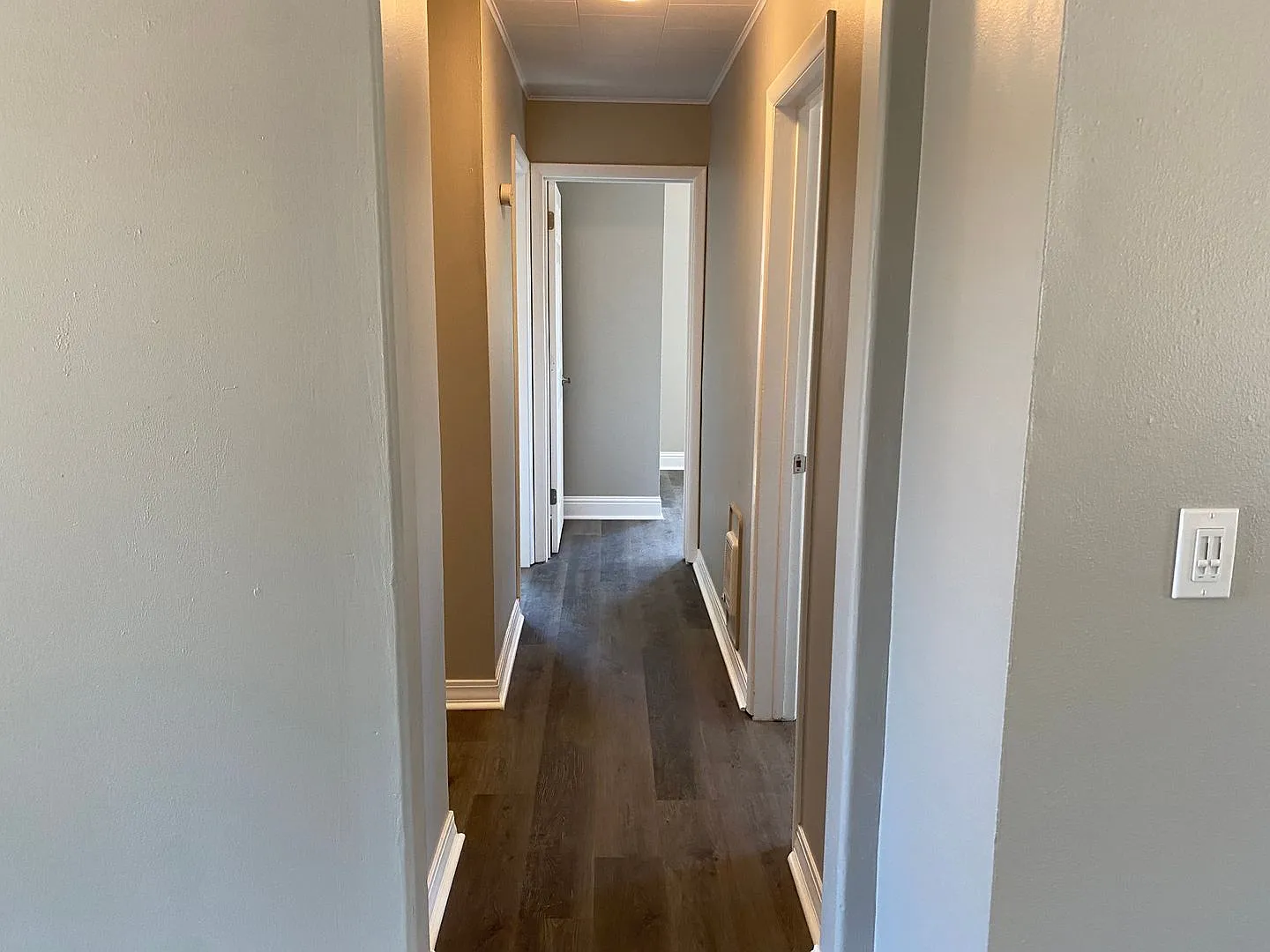3 Bed 1.5 bath home in Prineville — Photo 2