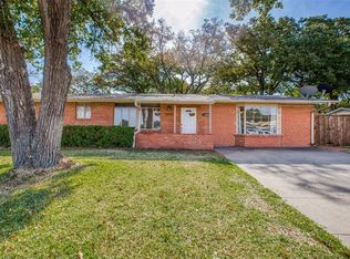 1417 Lexington Dr, Corsicana, TX 75110