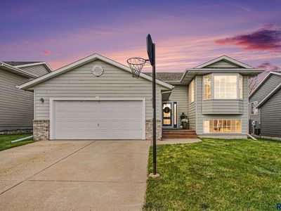 7004 W 51st St, Sioux Falls, SD, 57106