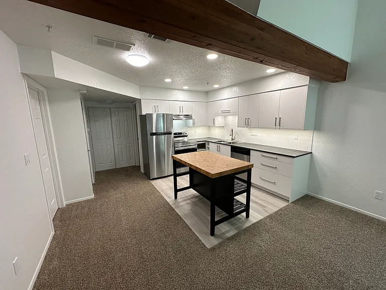 The corridor is a perfect spot for your desk.