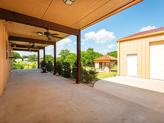4th image of 2627 County Road 722