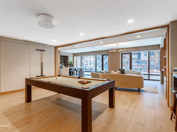 200 East 21st Street image 42 of 48