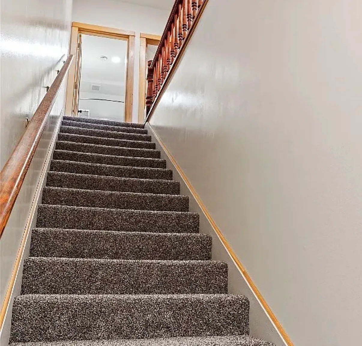 3 bed, $1,400 — Photo 3