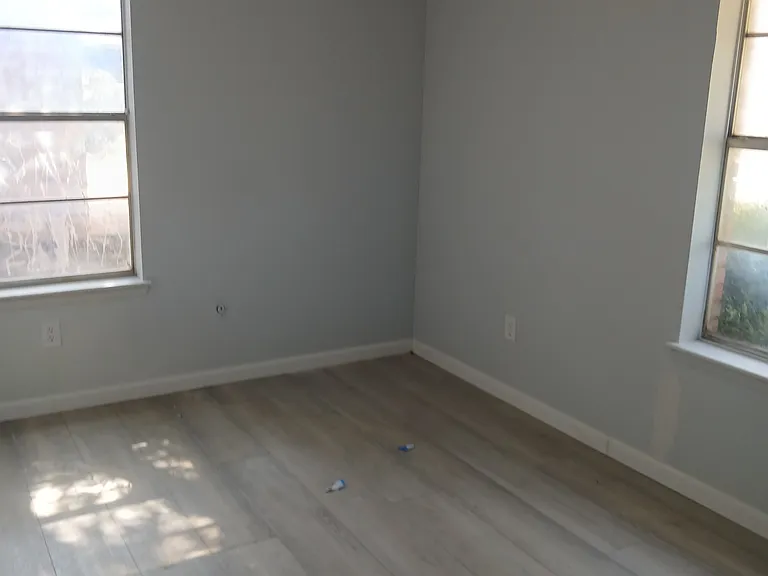 4448 State St — Photo 9