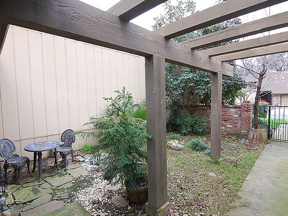 5th image of 6908 Monticello Ct