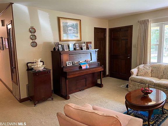 2nd image of 5264 Wentworth Ct