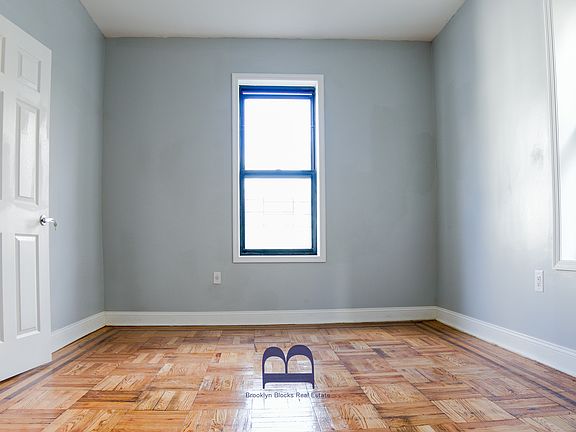 4th image of 566 Parkside Ave APT 6B